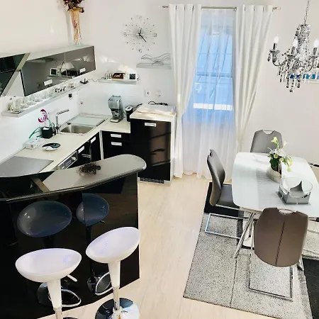 Apartament Residenz *